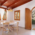 Relax Just Outside Recently Renovated By Renthousing Pollensa