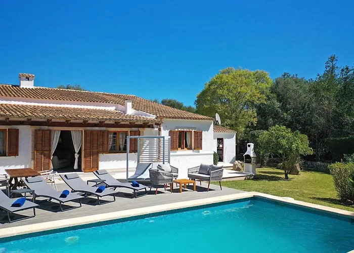 Vakantiehuis Relax Just Outside Recently Renovated By Renthousing *