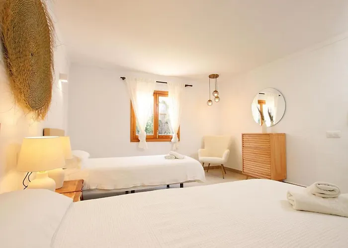 Relax Just Outside Recently Renovated By Renthousing