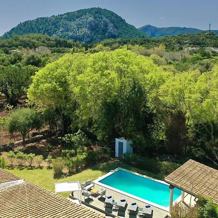 Relax Just Outside Recently Renovated By Renthousing *