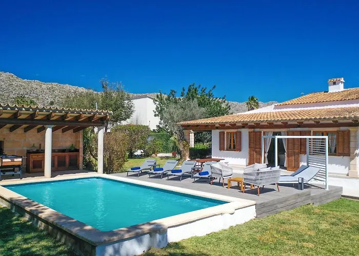 Relax Just Outside Recently Renovated By Renthousing Ferienhaus *