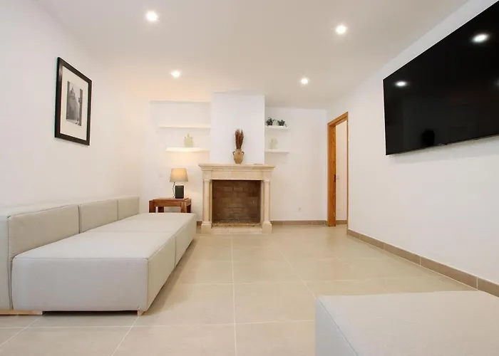 Relax Just Outside Recently Renovated By Renthousing Ferienhaus Pollença